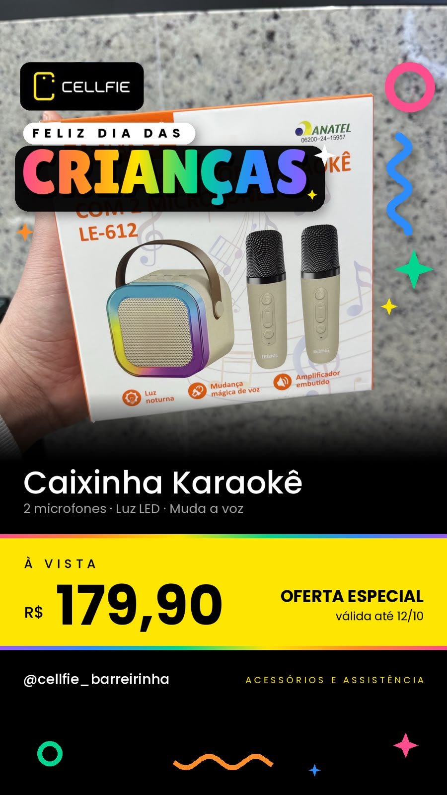 Caixinha Karaokê com 2 microfones - R$179,90